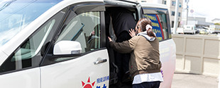 送迎ドライバー